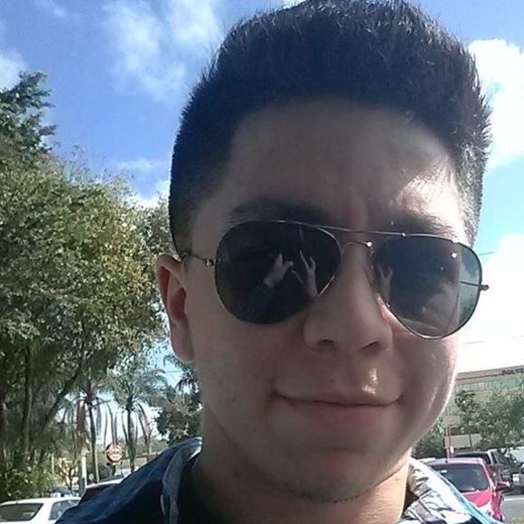 Profile Picture of Jonathan Bardales (@johnny_cake) on Poshmark