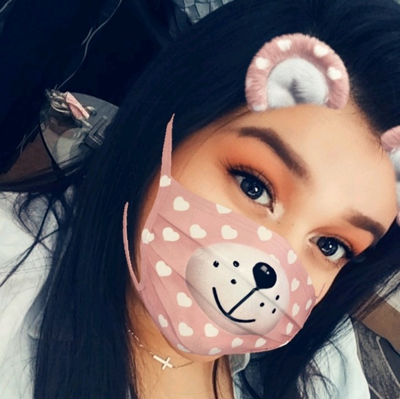 Profile Picture of Jasmine Jaramillo (@jasmineskyee44) on Poshmark