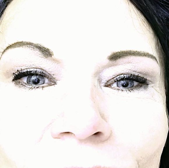 Profile Picture of Michelle Gulbransen (@michellegulbran) on Poshmark