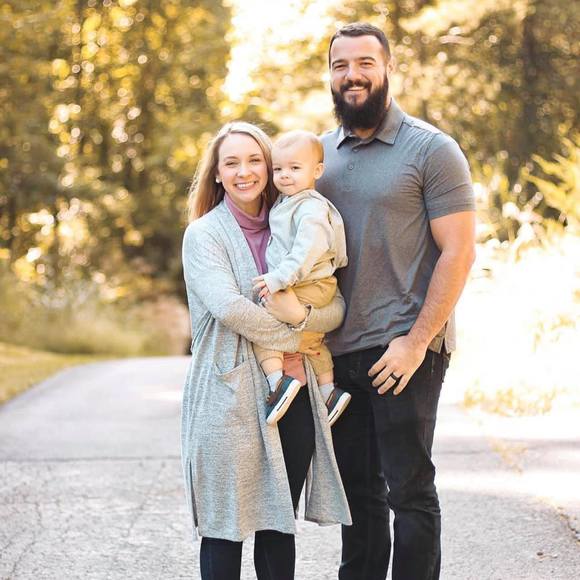 Profile Picture of Megan-matthew Langdon (@m_langdon) on Poshmark