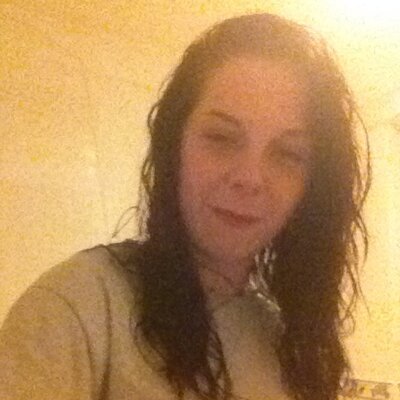 Profile Picture of Elizabeth Baines (@lizandinditig) on Twitter