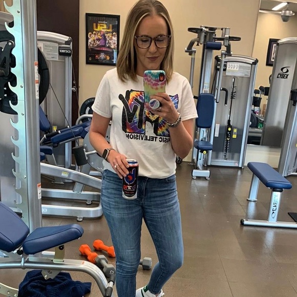 Profile Picture of Lori Dupuis (@lorinichole) on Poshmark