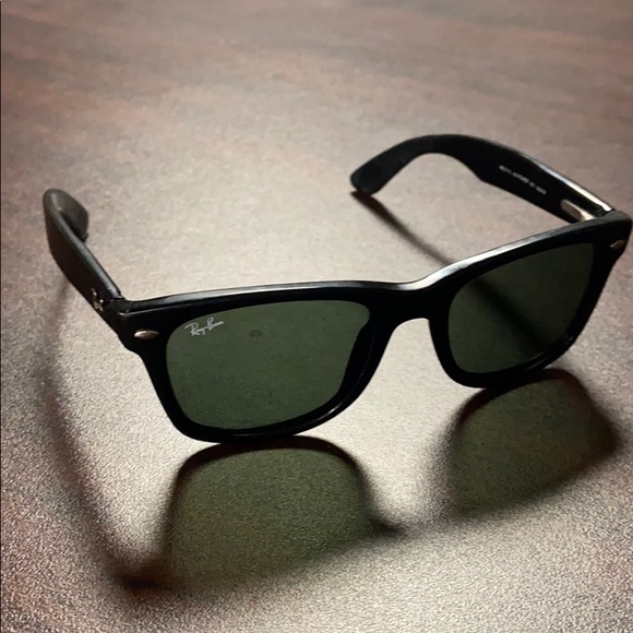 Profile Picture of Tilden Olsen (@tildenolsen) on Poshmark