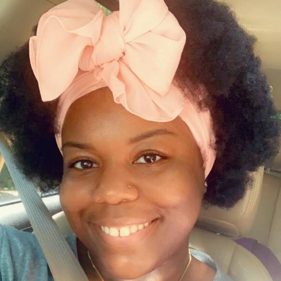 Profile Picture of Zakeriua Lard (@zakeriua) on Poshmark