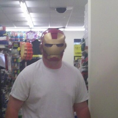 Profile Picture of Corey Wrenn (@MR_B1G_RED) on Twitter
