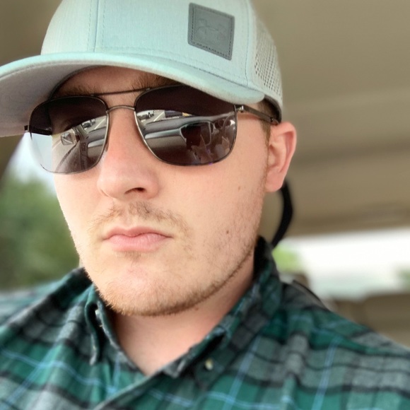 Profile Picture of Steven Paul (@smpaul033) on Poshmark