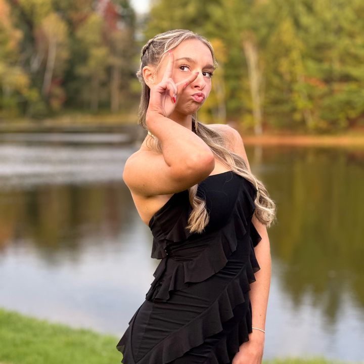 Profile Picture of Joslyn (@joswick308) on Tiktok