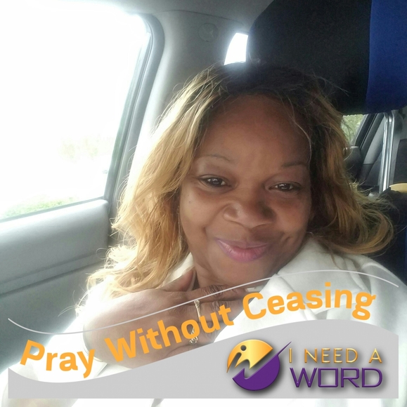 Profile Picture of Henrietta Goldnichols (@henriettag) on Poshmark