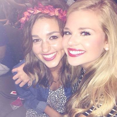 Profile Picture of Nichole (@NicholeBlair78) on Twitter