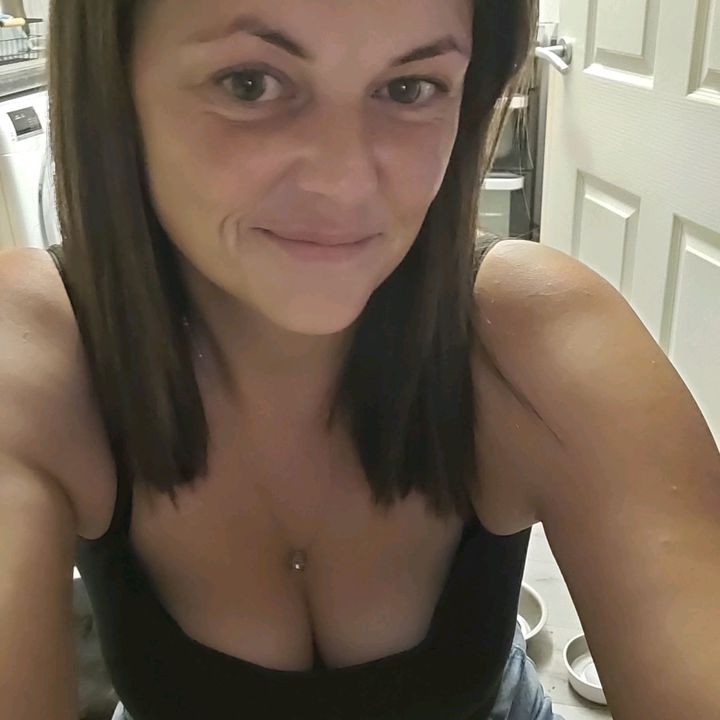 Profile Picture of paulinegillett83 (@paulinegillett83) on Tiktok