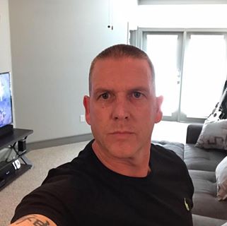 Profile Picture of Richard Chris (@susan.helmer.37) on Facebook