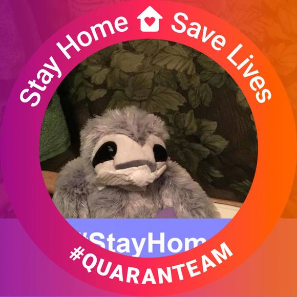 Profile Picture of Lori Roberts morse (@ibsaggy) on Poshmark