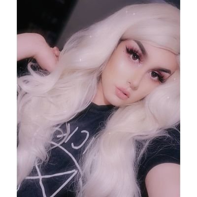 Profile Picture of 💕 ✨Chloe Dior ✨💕 (@ArroyoArther) on Twitter