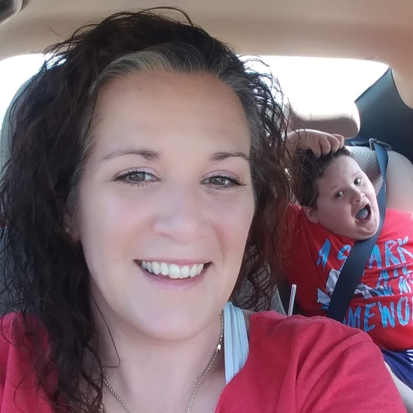 Profile Picture of Kimberly Haslett-sterczala (@kimmieowen) on Poshmark