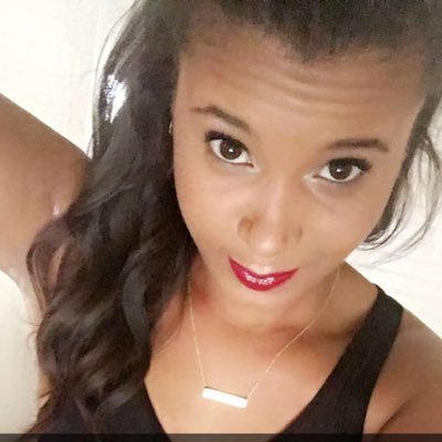 Profile Picture of Kayla Danielle Simms (@PrettynpinKayla) on Twitter