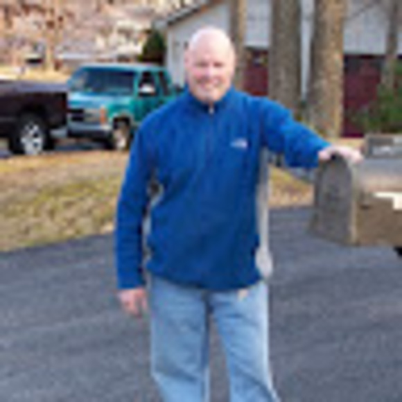 Profile Picture of Mike Mckay (@mikemckay432) on Poshmark