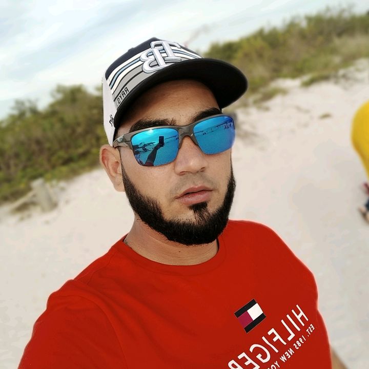 Profile Picture of Jorge Uley (@jorgeuley) on Tiktok