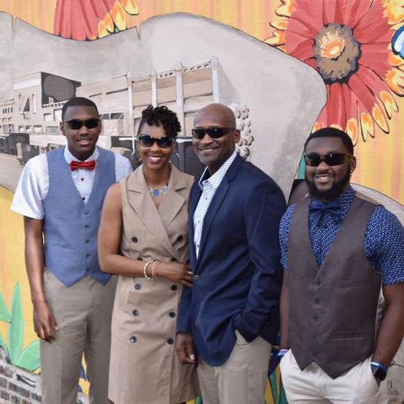 Profile Picture of Myronandmeka Gailliard (@myronandmeka) on Poshmark