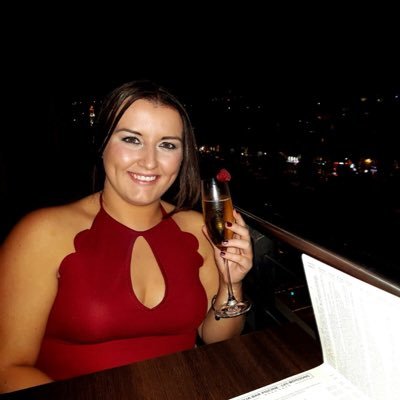 Profile Picture of Becky Groves (@BeckyGxx) on Twitter