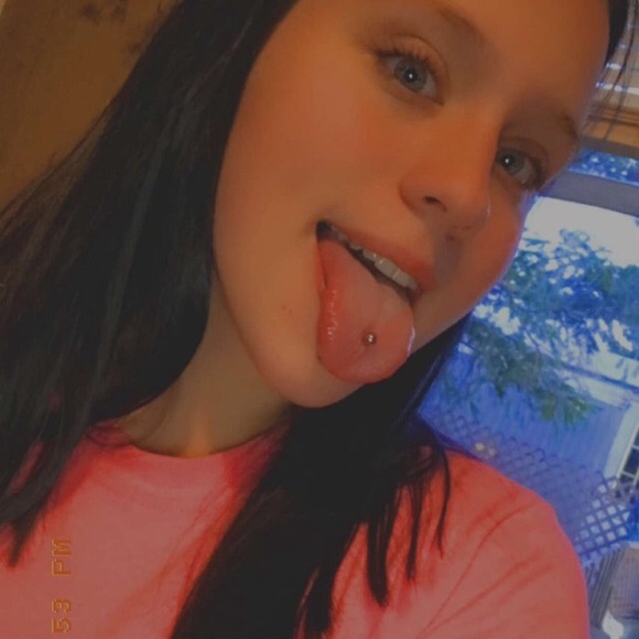 Profile Picture of Candace Rumpff (@candace_rumpff) on Poshmark