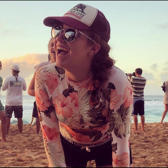 Profile Picture of Joss Ferritto (@joss_ferritto) on Poshmark