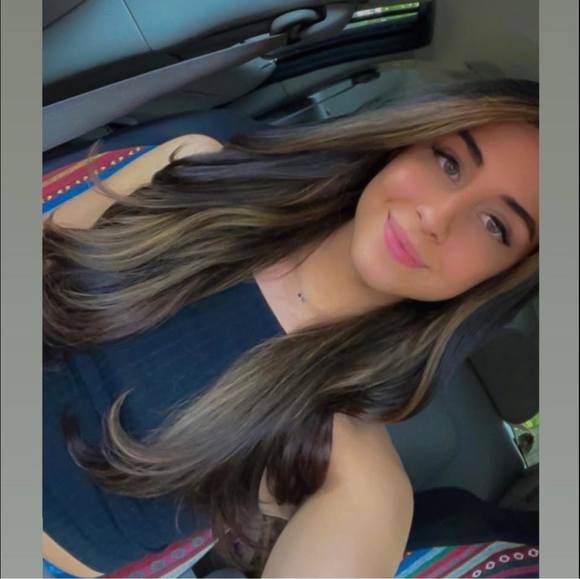 Profile Picture of Gianna Romagnuolo (@gromagnuolo) on Poshmark