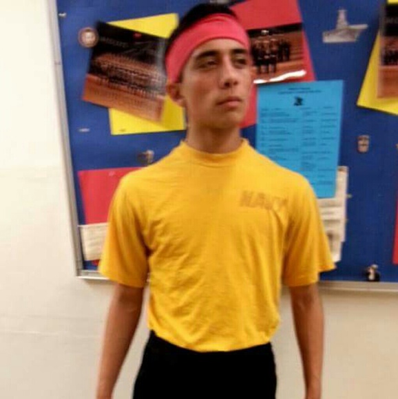 Profile Picture of Andrew Torrez (@lumpy_gash) on Poshmark