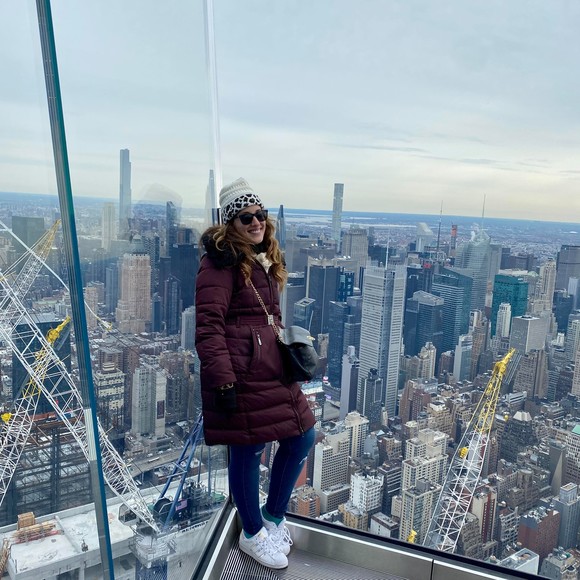 Profile Picture of Carly Herbst (@cnhnyc) on Poshmark