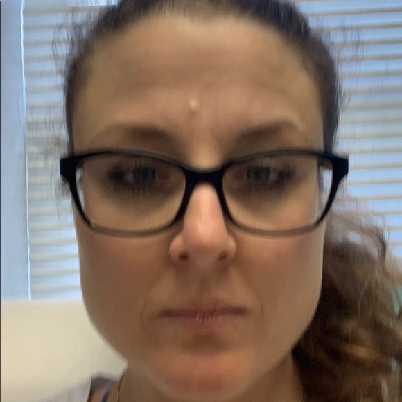 Profile Picture of Kimberly Brakey (@krozz697) on Poshmark