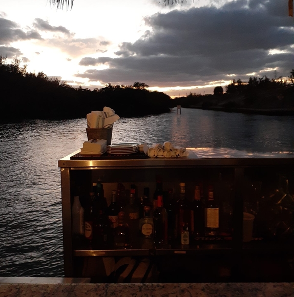 Profile Picture of Anita Borghi (@homeslicebread) on Poshmark