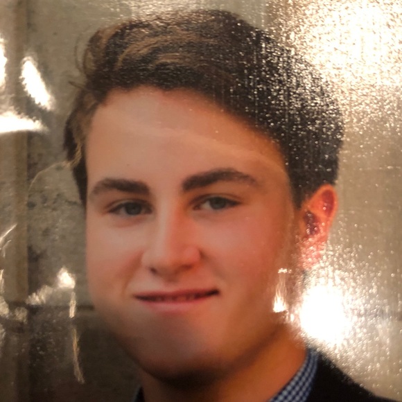 Profile Picture of Michael Kiley (@kilemic) on Poshmark