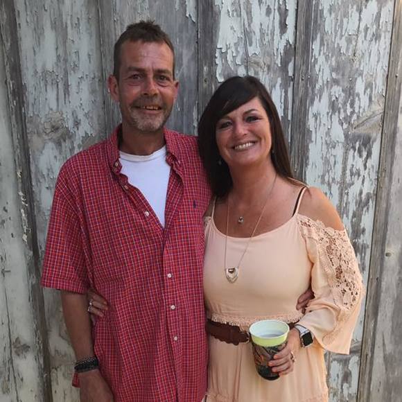 Profile Picture of Tina Meyer (@tmeyer69) on Poshmark