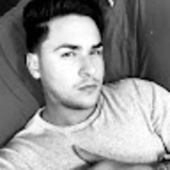 Profile Picture of Orlando david Cortina matos (@davidjr94) on Poshmark
