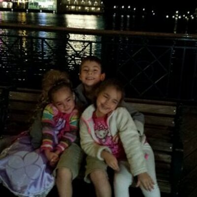 Profile Picture of Lori DiBartolo (@DiBartoloLori) on Twitter