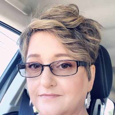 Profile Picture of April Marcum (@AprilMarcum8) on Twitter