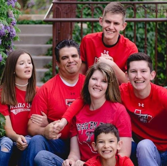 Profile Picture of Trevor Bradshaw (@trevorjbradshaw) on Poshmark