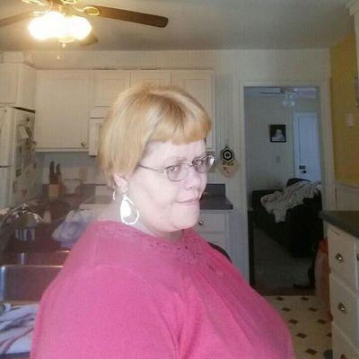 Profile Picture of Heidi Gostischa (@GostischaHeidi) on Twitter