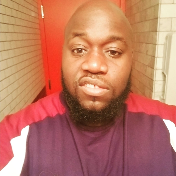 Profile Picture of Raheem Chalmers (@prymetyme) on Poshmark