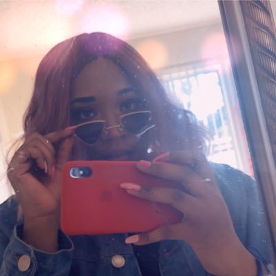 Profile Picture of Symone Fields (@symone_fields) on Twitter