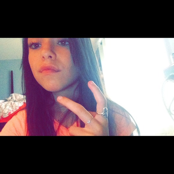 Profile Picture of Alex Villegas (@_aleeeeex911_) on Poshmark