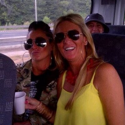 Profile Picture of Paula Mullen (@paulamull77) on Twitter