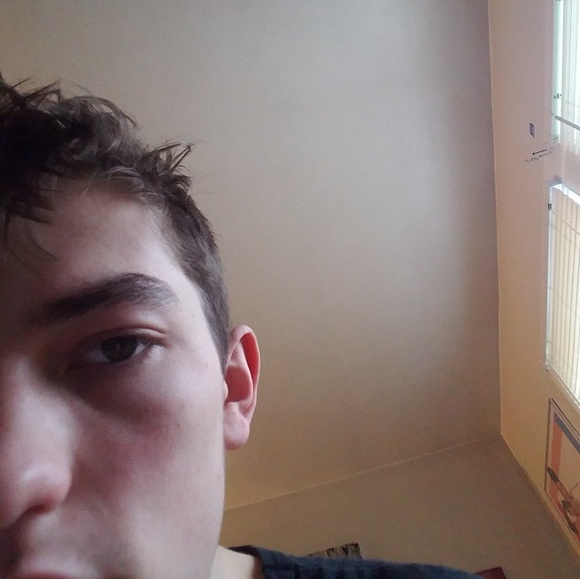 Profile Picture of Tyler Potter (@tylepotte) on Poshmark