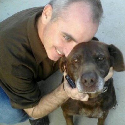 Profile Picture of David Converse (@baconandbrew) on Twitter