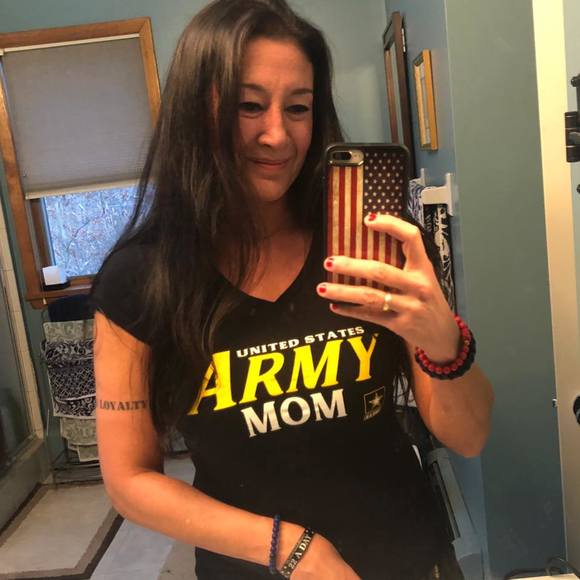Profile Picture of Donna Lieberman (@donnalirn) on Poshmark