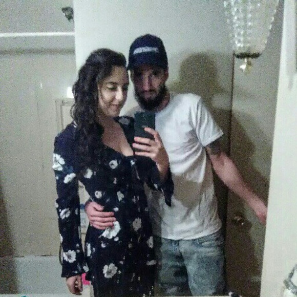 Profile Picture of Brittany Fanfarilli (@brittany2735) on Poshmark