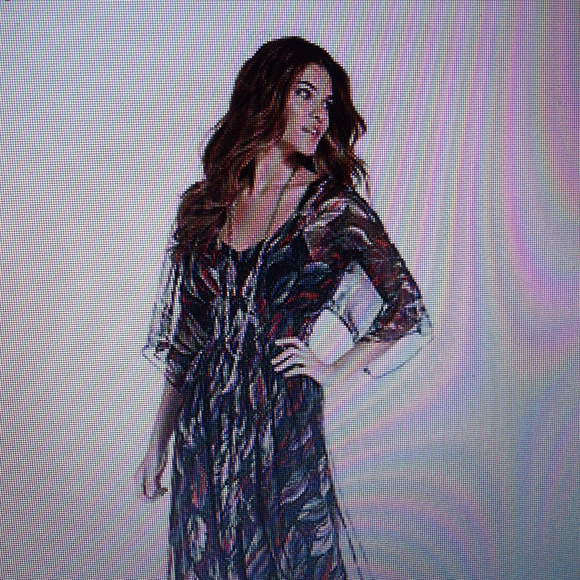 Profile Picture of Huda Aldeib (@haldeib) on Poshmark