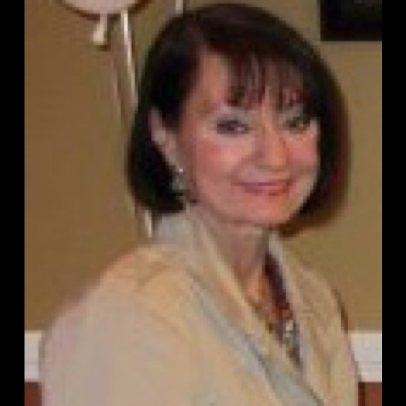 Profile Picture of Maryann Andrillo (@mare601) on Poshmark