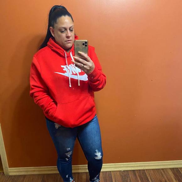 Ylonka Bello - Poshmark Profile Picture of Ylonka Bello (@bebita19) on Poshmark