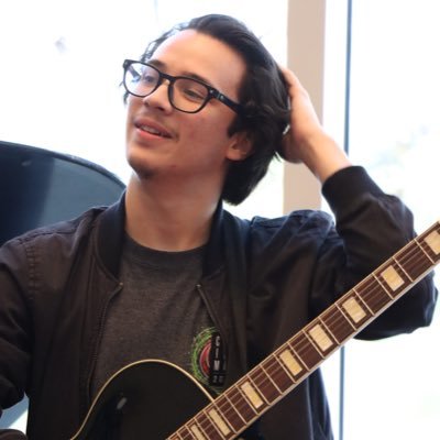 Profile Picture of Moses Gonzalez (@themosesglz) on Twitter