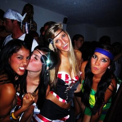 Profile Picture of Julianna Wilson (@juliewilsonbaby) on Twitter